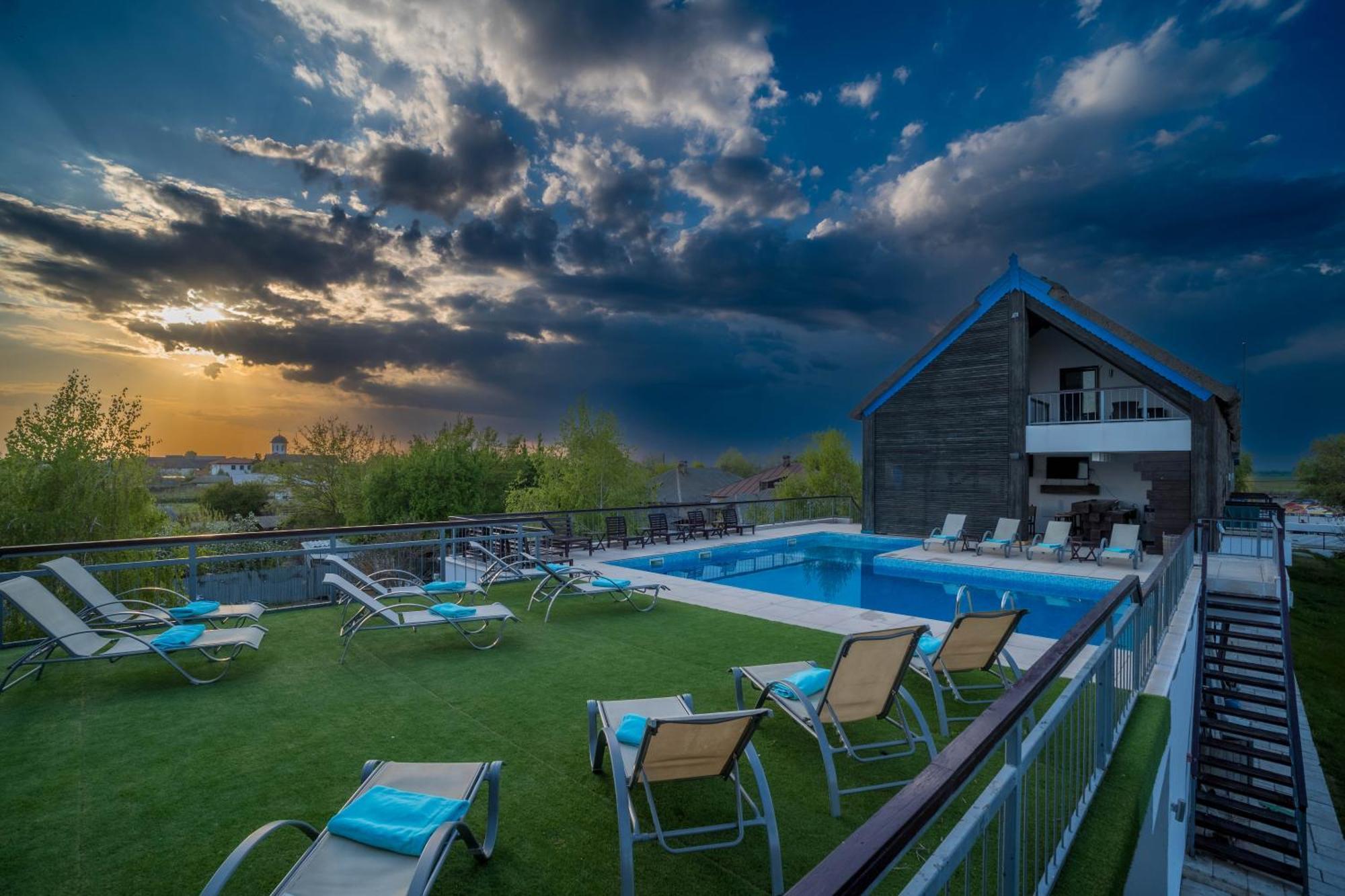 Delta Boutique & Carmen Silva Resort Crisan  Eksteriør bilde